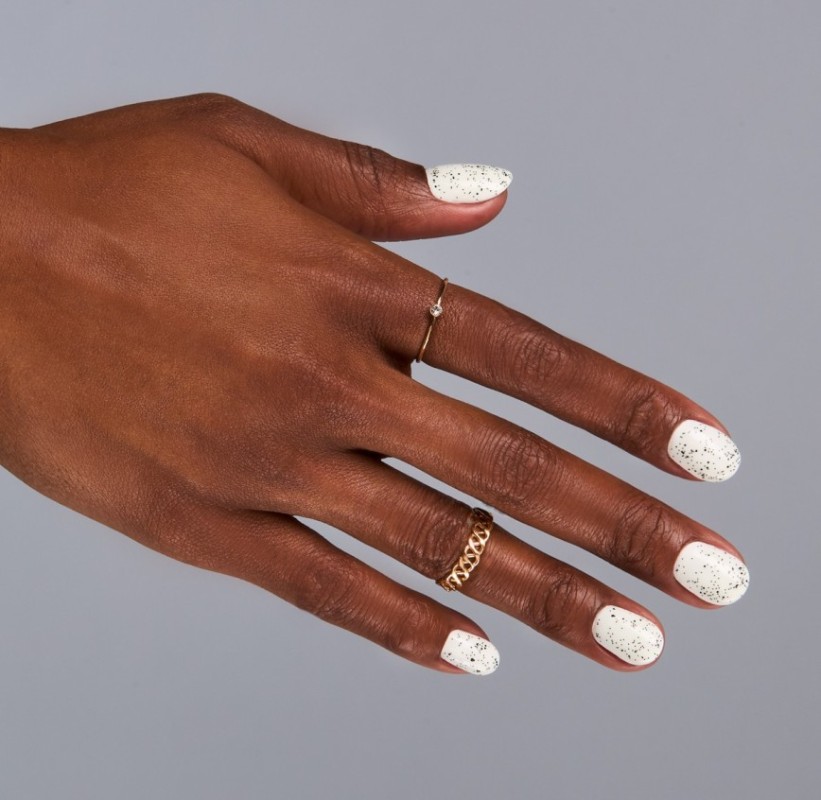 T20 Top coat Semilac Top No Wipe Black Sprinkles 7ml